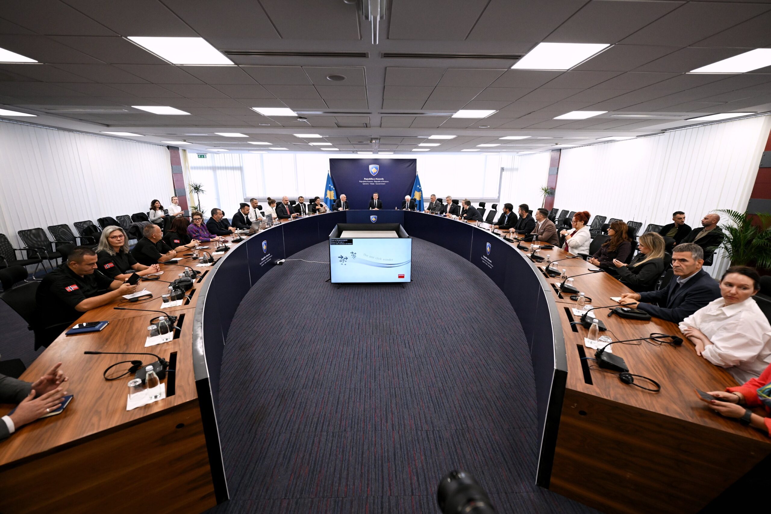 The Platform for Community Affairs is handed over to the Government